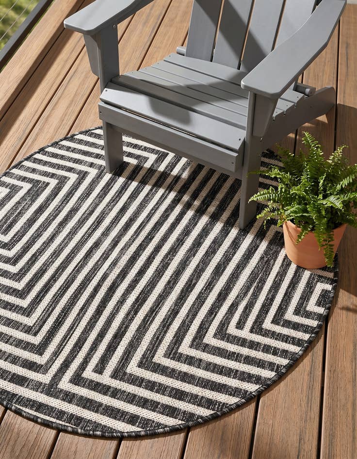 Detail image of 3' x 3' Easy-Clean Modern Indoor / Outdoor Round Rug