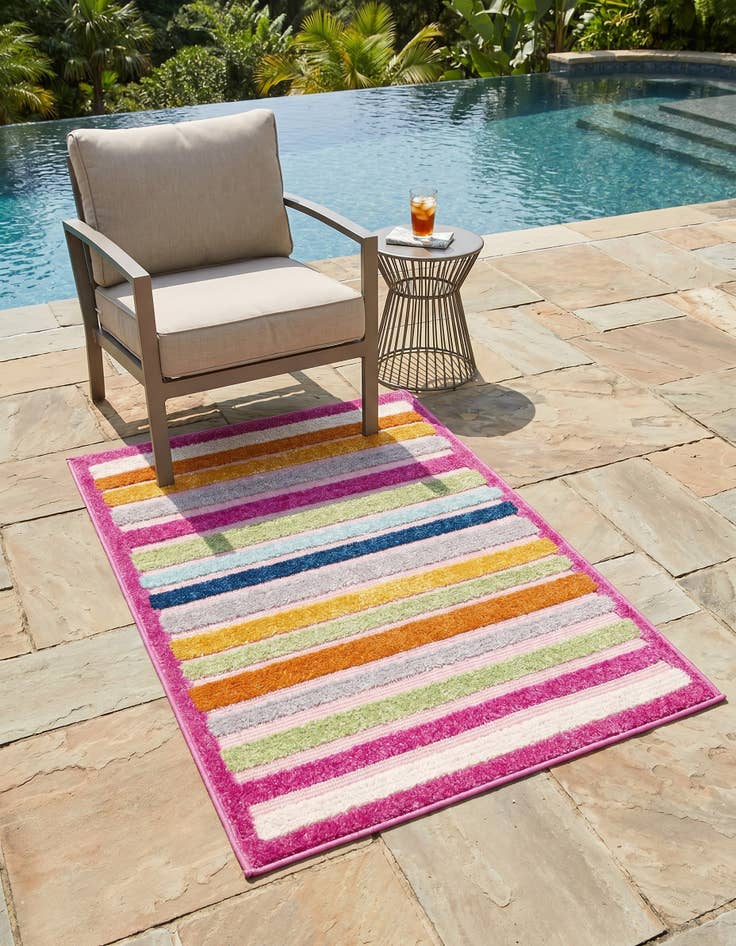 Detail image of 2' x 3' Easy-Clean Aruba Indoor / Outdoor Rug