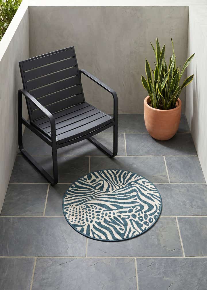 3' x 3' Easy-Clean Safari Indoor / Outdoor Round Rug