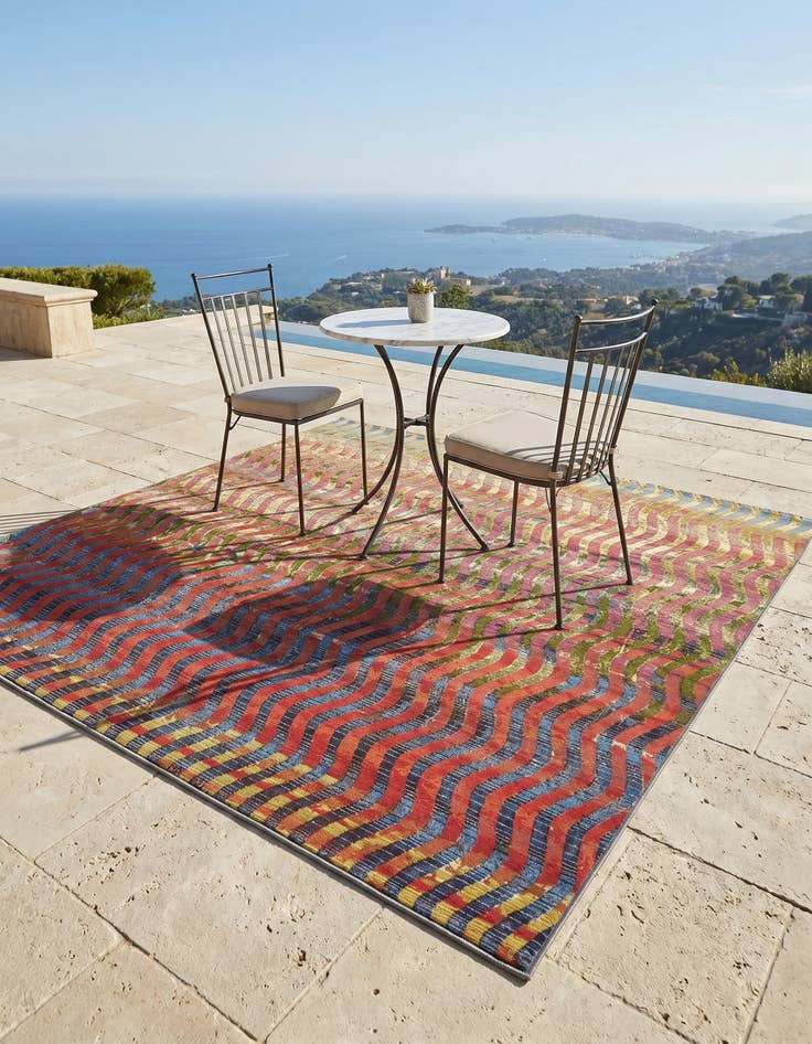 Detail image of 6' x 6' Easy-Clean Modern Indoor / Outdoor Square Rug