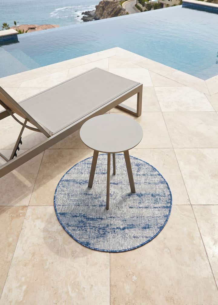 3' x 3' Easy-Clean Modern Indoor / Outdoor Round Rug