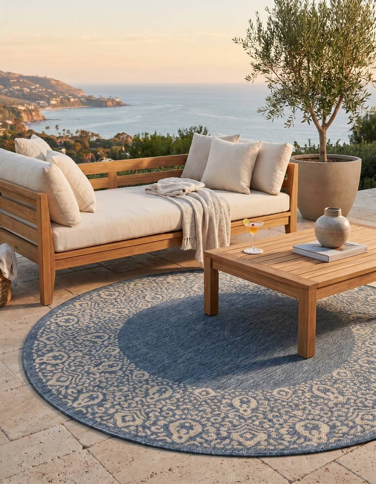 Detail image of 6' x 6' Easy-Clean Border Indoor / Outdoor Round Rug