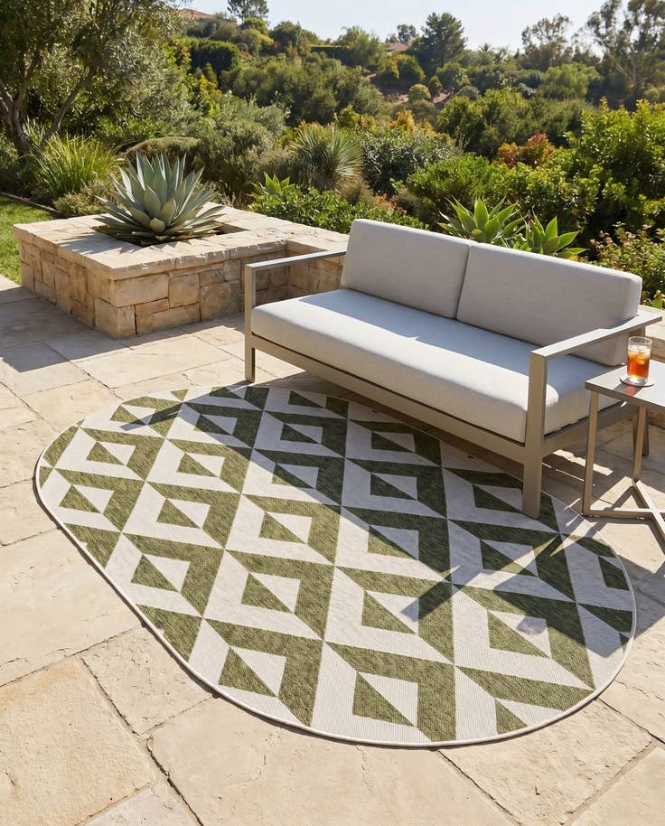 Detail image of 5' 3 x 8' Easy-Clean Jill Zarin Napa Indoor / Outdoor Oval Rug