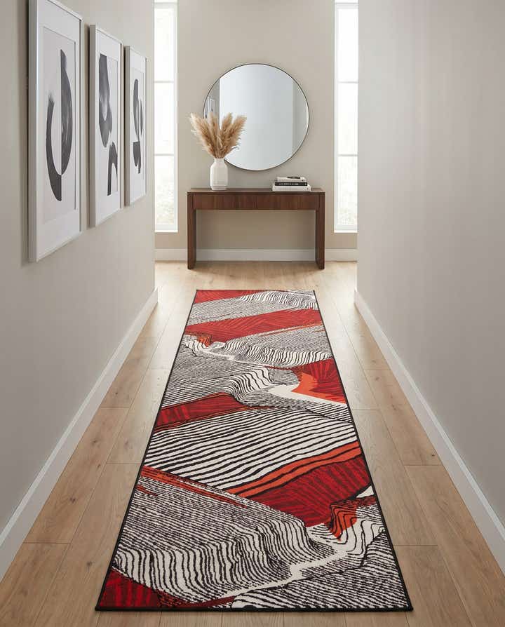 2' 7 x 10' Easy-Clean Modern Indoor / Outdoor Runner Rug