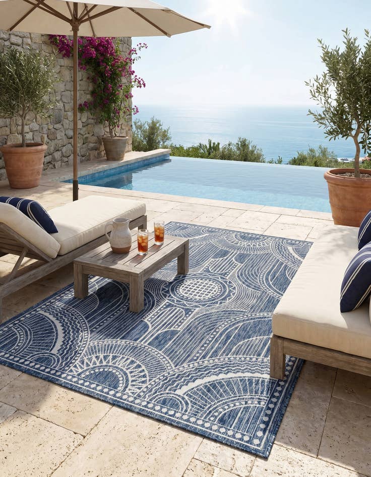 Detail image of 5' 3 x 7' Easy-Clean Traditional Indoor / Outdoor Rug