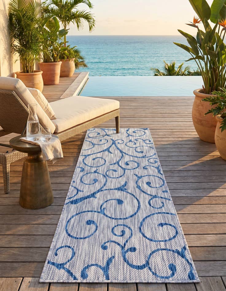 Detail image of 2' x 6' Easy-Clean Botanical Indoor / Outdoor Runner Rug