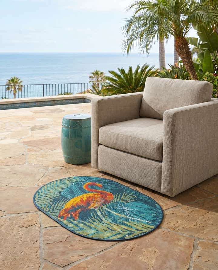2' x 3' Easy-Clean Coastal Indoor / Outdoor Oval Rug