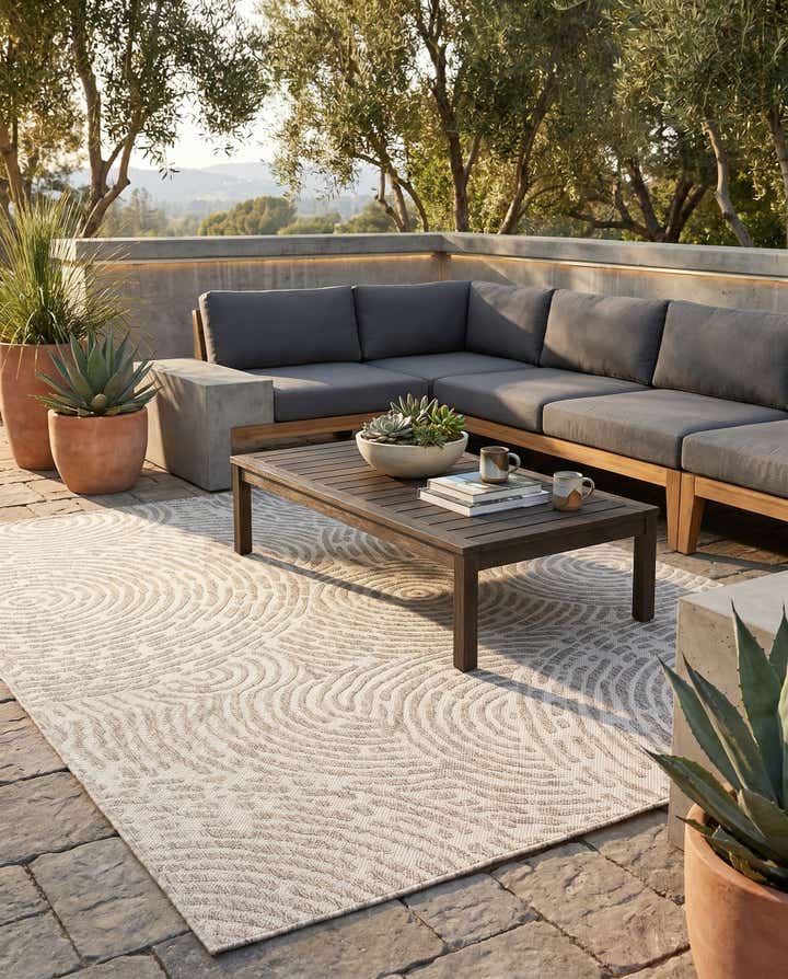 5' 3 x 7' Easy-Clean Modern Indoor / Outdoor Rug