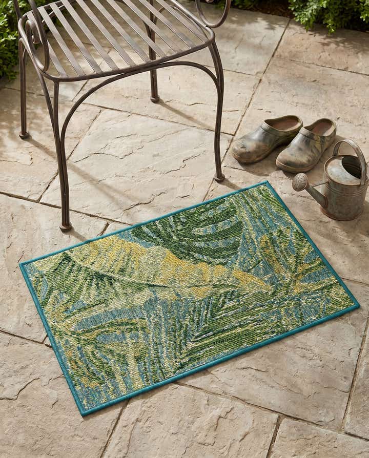2' x 3' Easy-Clean Botanical Indoor / Outdoor Rug