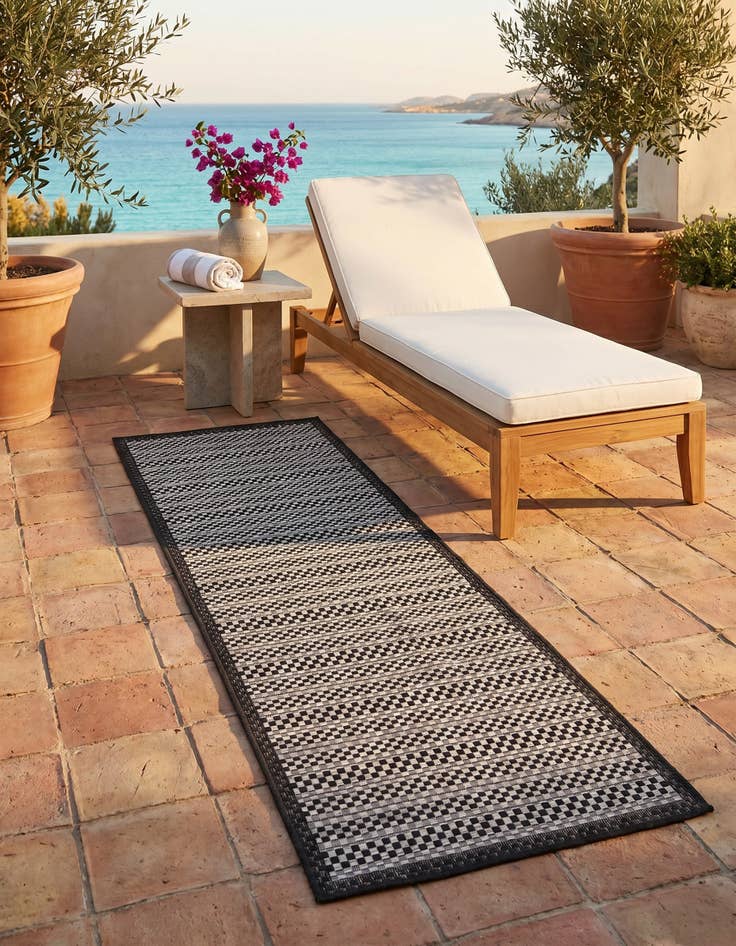 Detail image of 2' 2 x 6' Easy-Clean Border Indoor / Outdoor Runner Rug