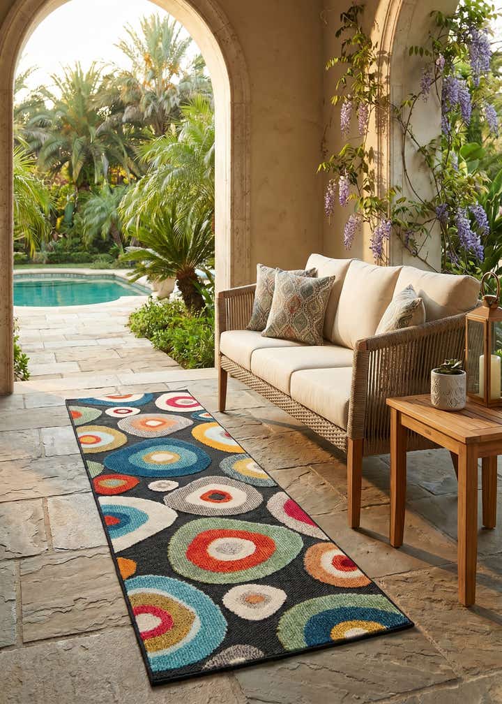 2' x 6' Easy-Clean Casablanca Indoor / Outdoor Runner Rug
