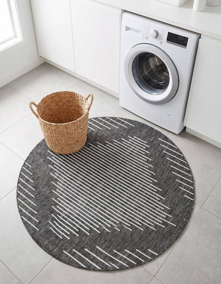 Detail image of 3' x 3' Easy-Clean Modern Indoor / Outdoor Round Rug