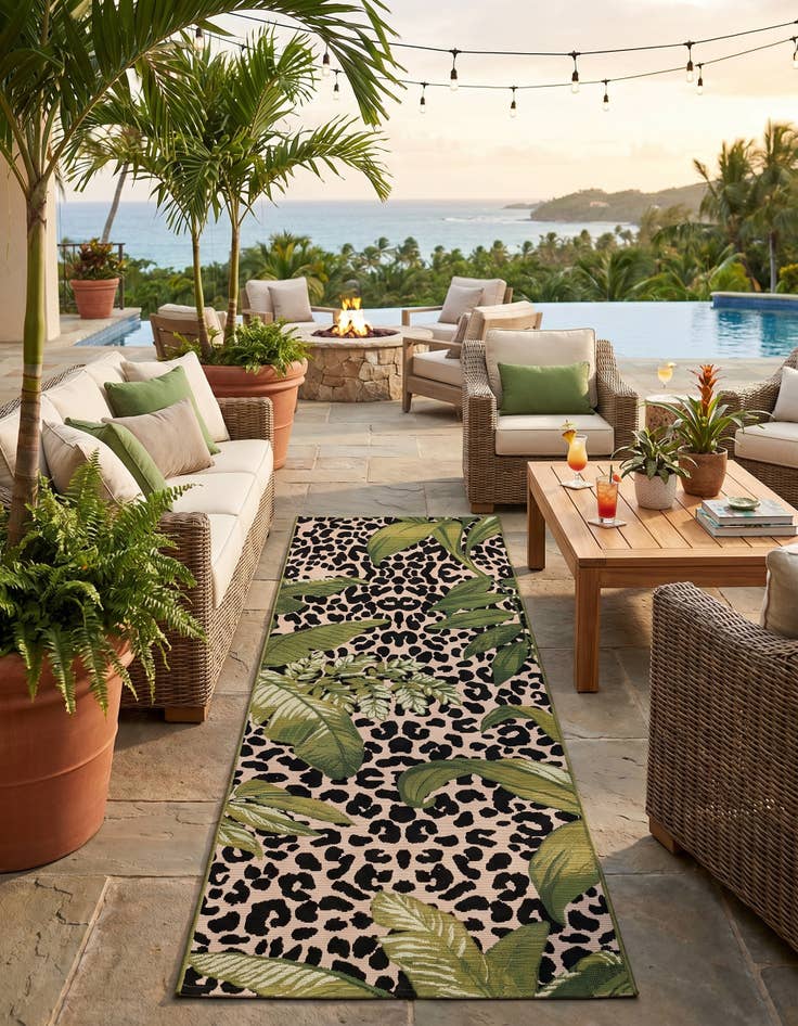 Detail image of 2' x 6' Easy-Clean Botanical Indoor / Outdoor Runner Rug