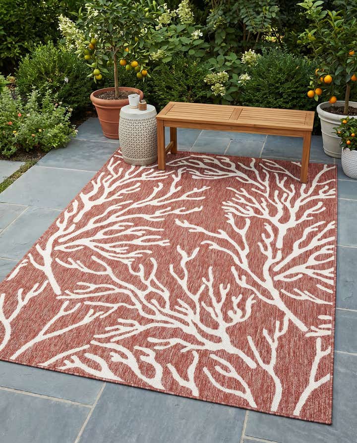 5' 3 x 7' Easy-Clean Coastal Indoor / Outdoor Rug