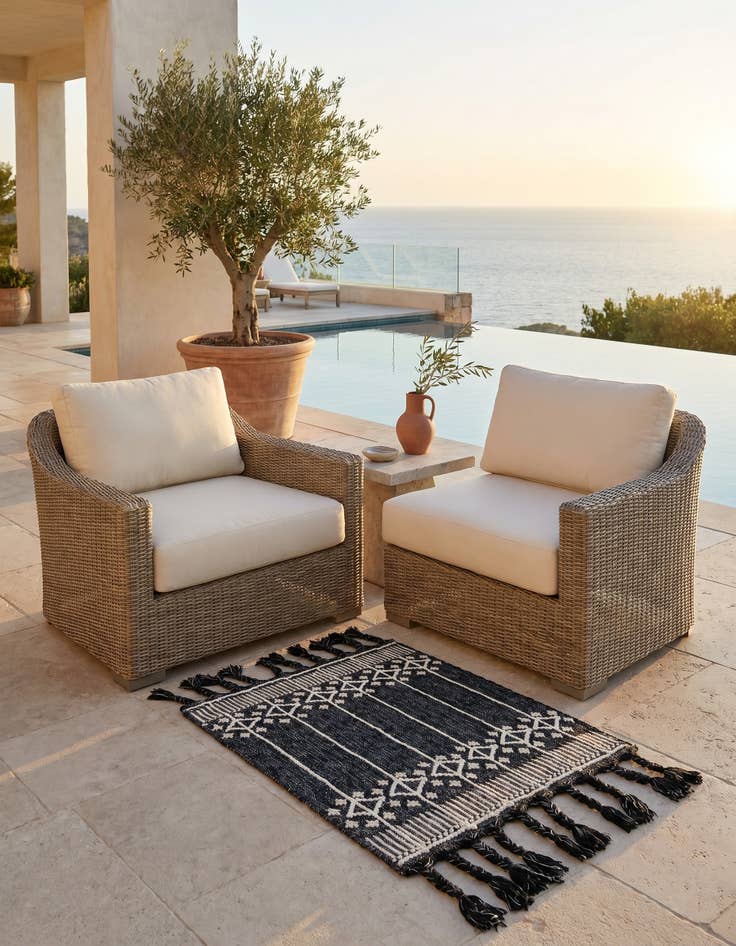 Detail image of 2' x 3' 1 Easy-Clean Eco Bohemian Indoor / Outdoor Rug