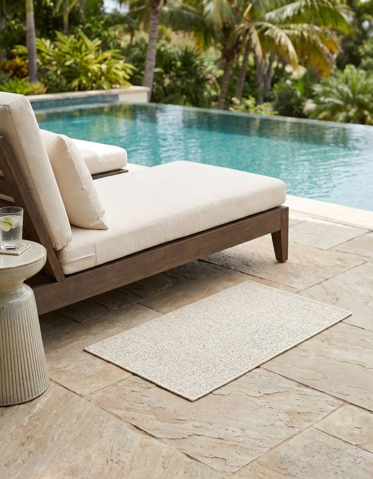 Detail image of 2' x 3' 1 Easy-Clean Solid Indoor / Outdoor Rug