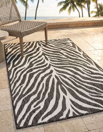 3' x 5' 3 Easy-Clean Safari Indoor / Outdoor Rug