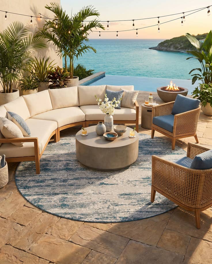 Detail image of 10' x 10' Easy-Clean Modern Indoor / Outdoor Round Rug