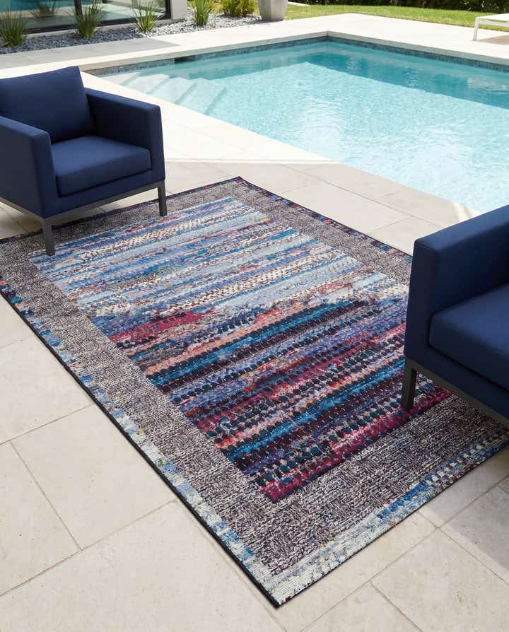 5' x 7' Easy-Clean Modern Indoor / Outdoor Rug