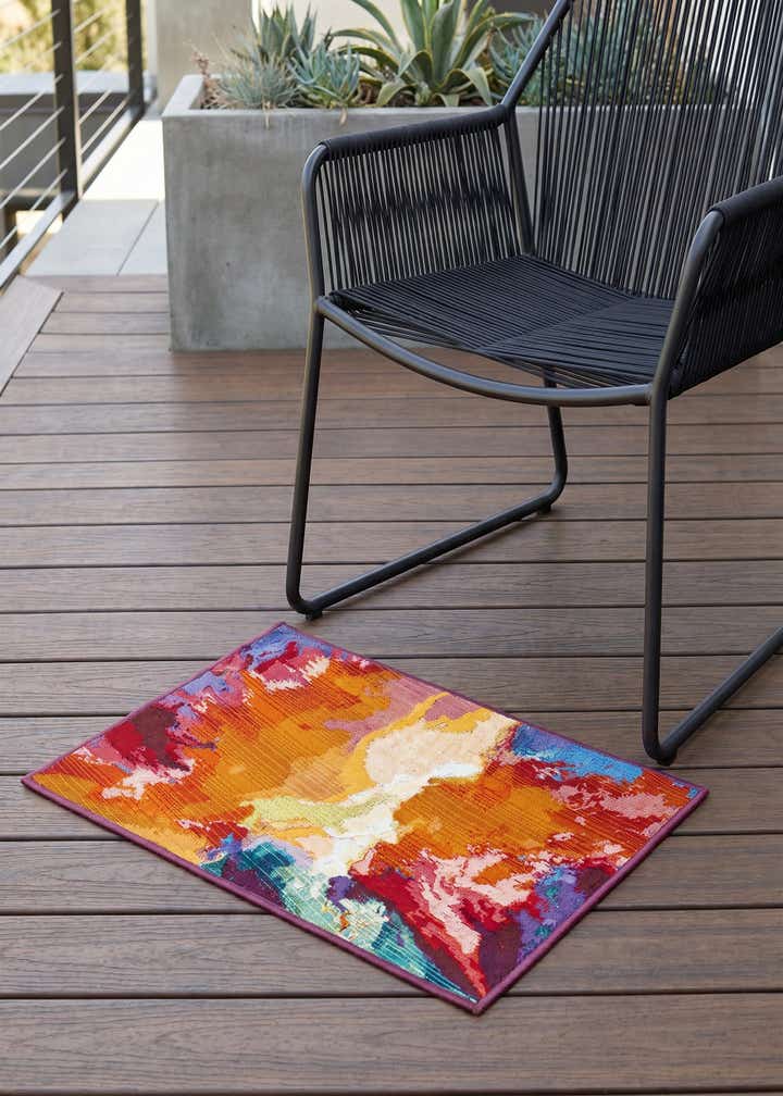 2' x 3' Easy-Clean Modern Indoor / Outdoor Rug