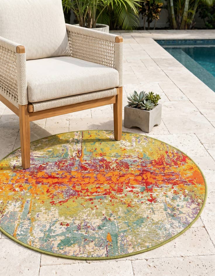 Detail image of 3' 3 x 3' 3 Easy-Clean Modern Indoor / Outdoor Round Rug