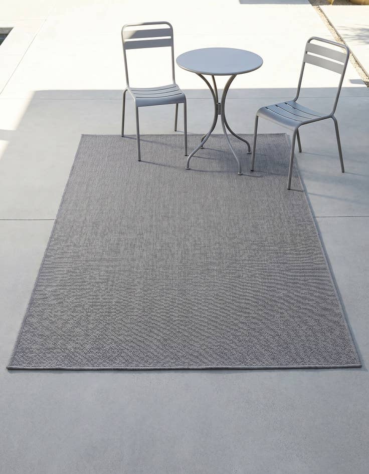 Detail image of 4' 1 x 6' 1 Easy-Clean Jill Zarin Palm Springs Indoor / Outdoor Rug