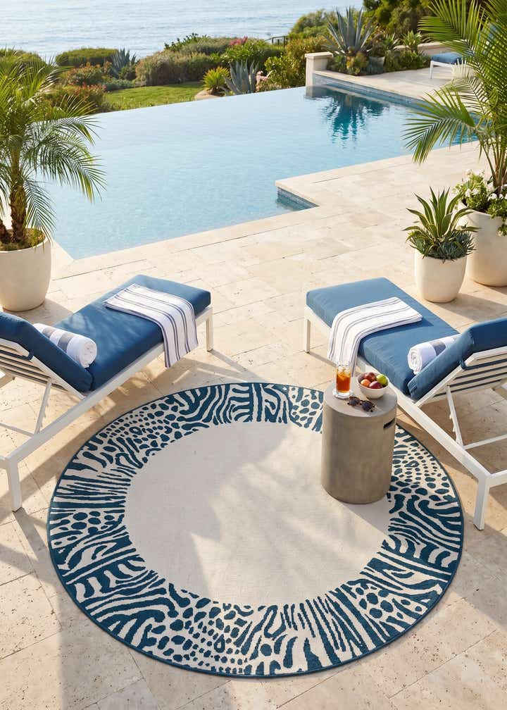 6' x 6' Easy-Clean Safari Indoor / Outdoor Round Rug