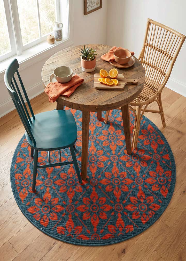 4' x 4' Easy-Clean Trellis Indoor / Outdoor Round Rug