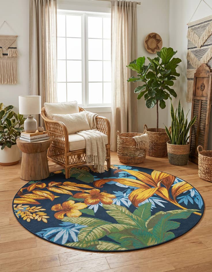 Detail image of 5' x 5' Easy-Clean Botanical Indoor / Outdoor Round Rug