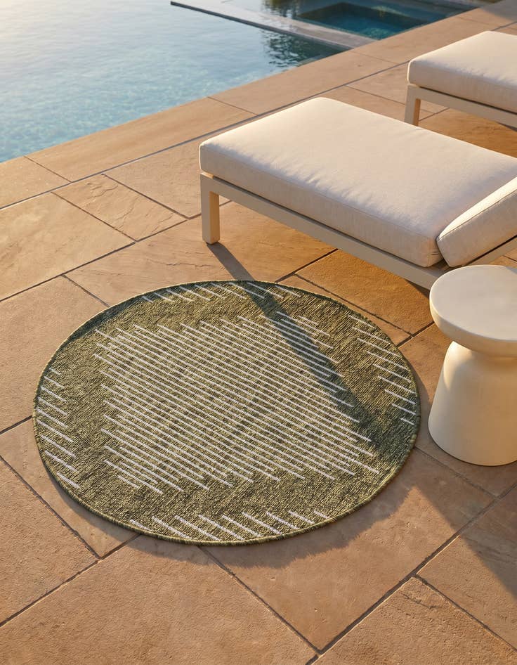 Detail image of 3' x 3' Easy-Clean Modern Indoor / Outdoor Round Rug