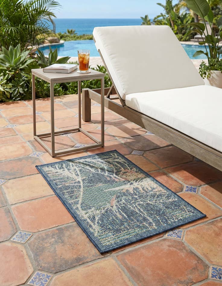Detail image of 2' x 3' Easy-Clean Baja Indoor / Outdoor Rug