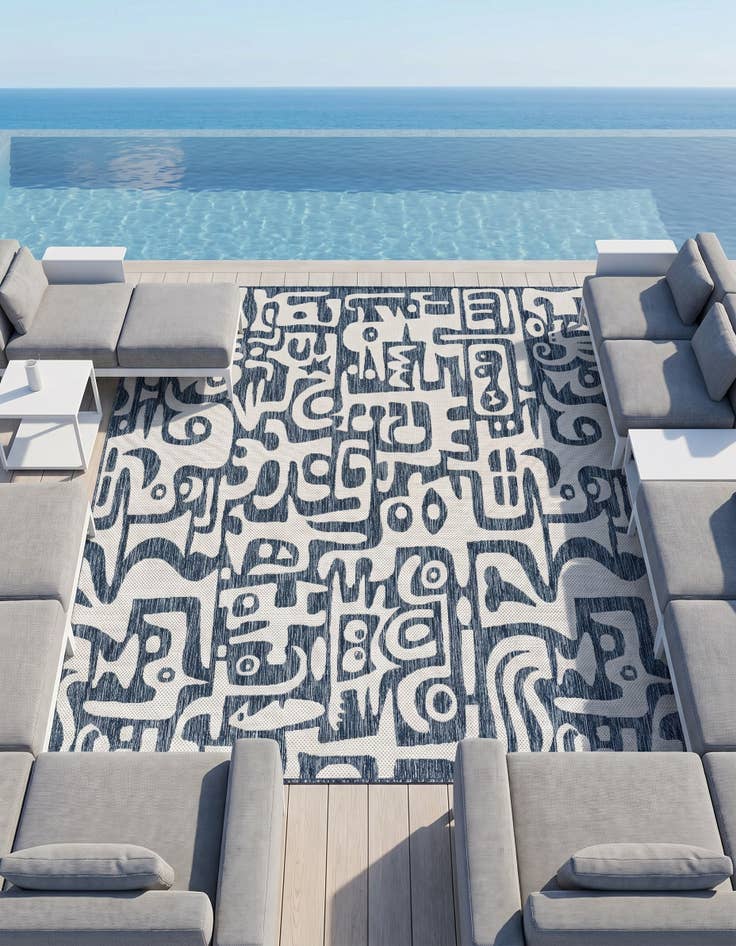 Detail image of 7' 10 x 7' 10 Easy-Clean Modern Indoor / Outdoor Square Rug