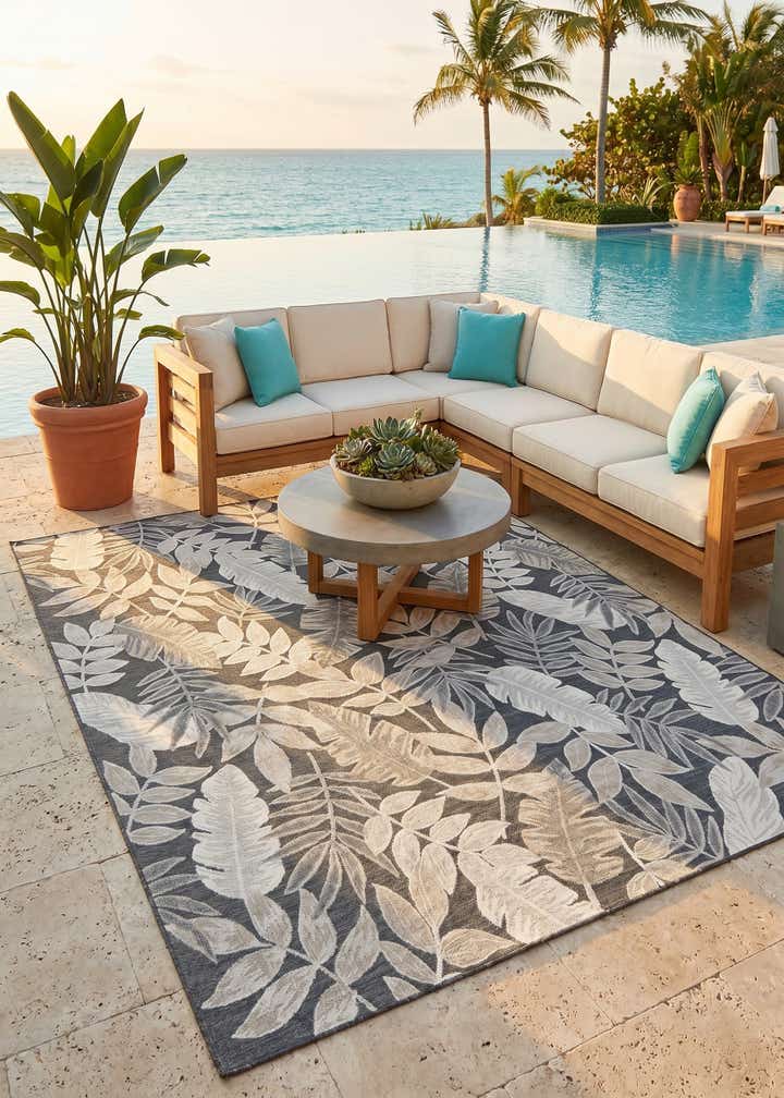 8' 2 x 10' Easy-Clean Botanical Indoor / Outdoor Rug