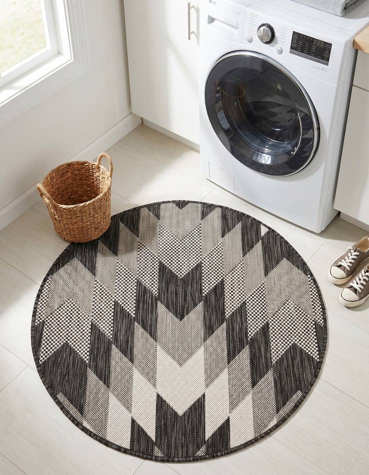 Detail image of 3' x 3' Easy-Clean Modern Indoor / Outdoor Round Rug