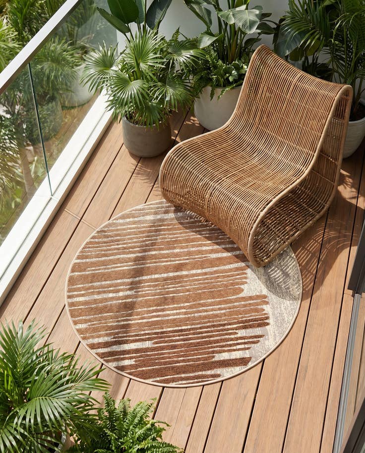 Detail image of 3' x 3' Easy-Clean Modern Indoor / Outdoor Round Rug