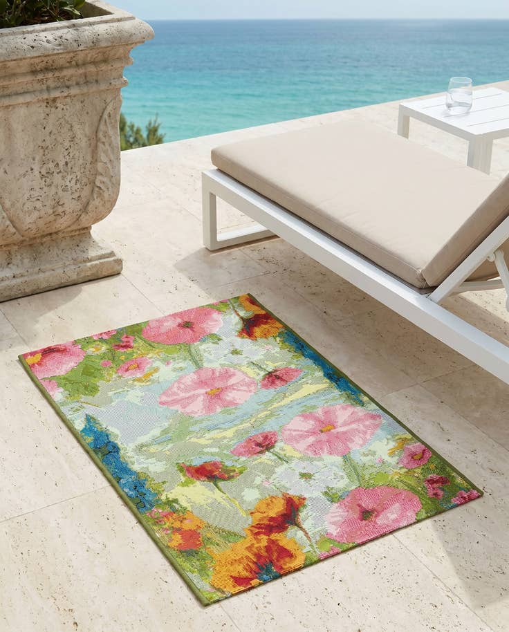 Detail image of 2' x 3' Easy-Clean Botanical Indoor / Outdoor Rug