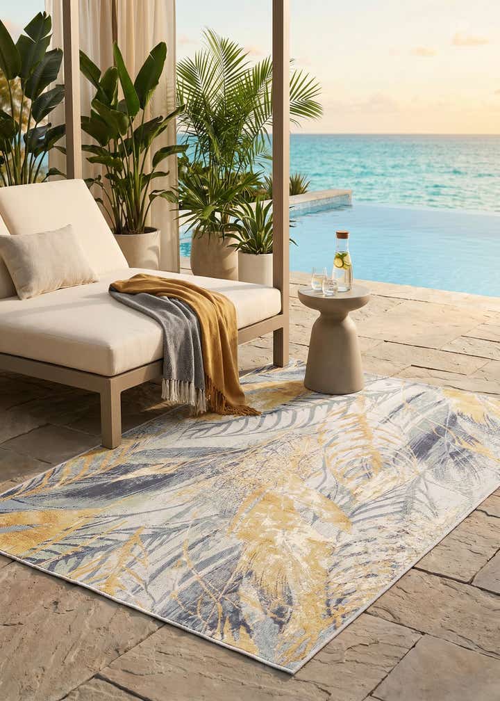 4' x 6' Easy-Clean Botanical Indoor / Outdoor Rug