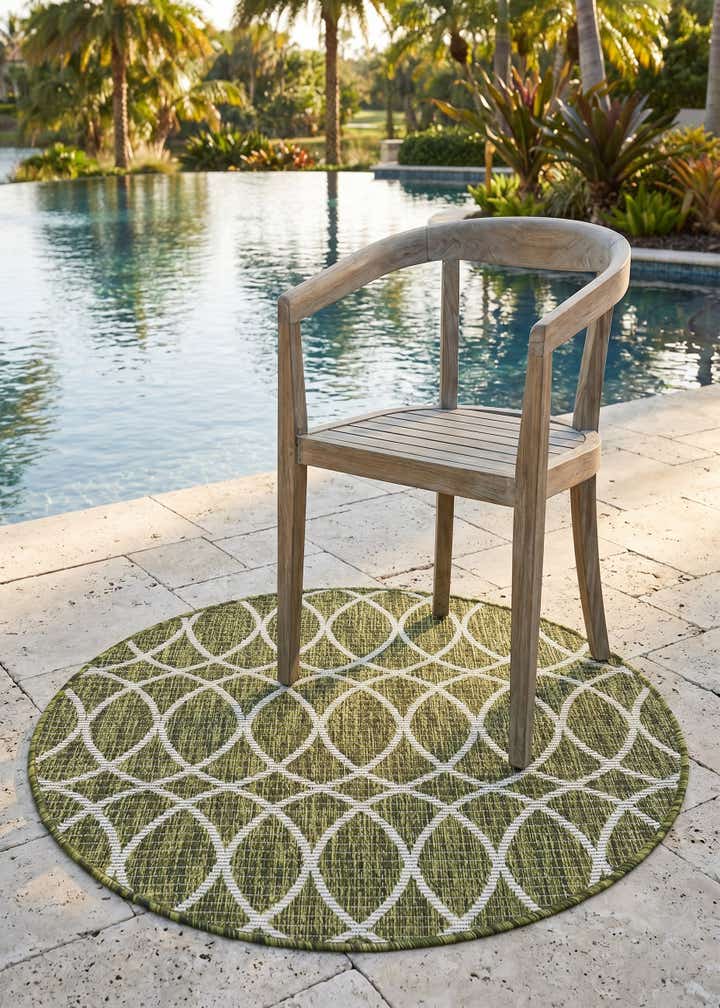 3' x 3' Easy-Clean Trellis Indoor / Outdoor Round Rug