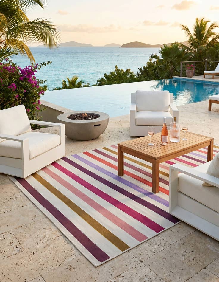 Detail image of 6' x 9' Easy-Clean Ribbon Indoor / Outdoor Rug