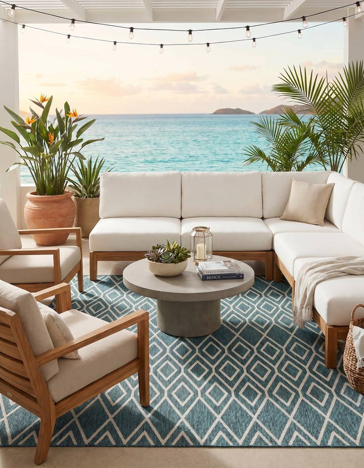 Detail image of 7' 10 x 7' 10 Easy-Clean Jill Zarin Turks and Caicos Indoor / Outdoor Square Rug