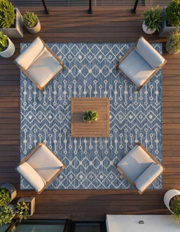 6' x 6' Easy-Clean Lattice Indoor / Outdoor Square Rug