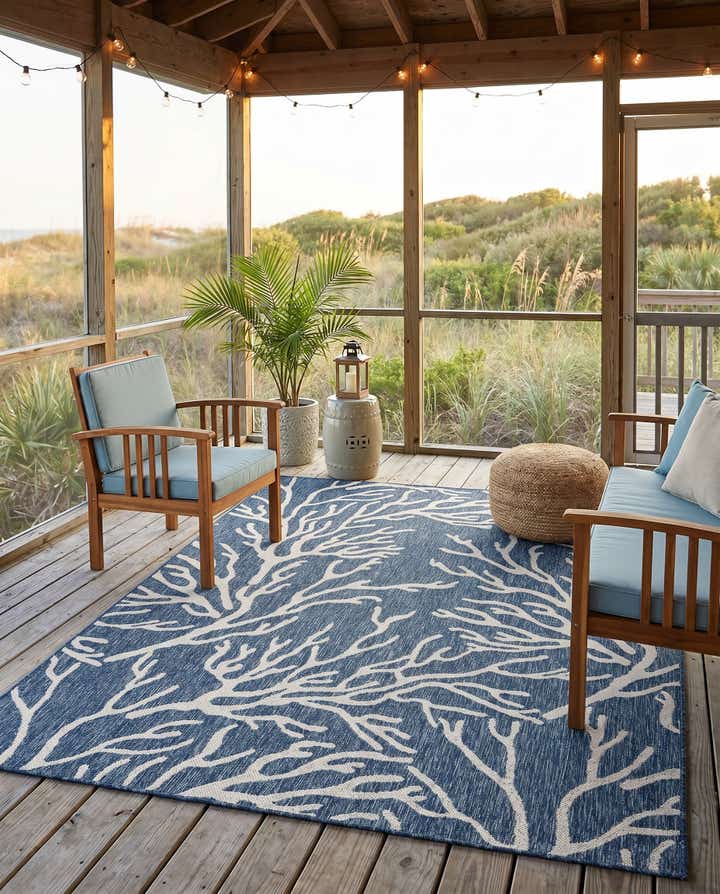 5' 3 x 8' Easy-Clean Coastal Indoor / Outdoor Rug