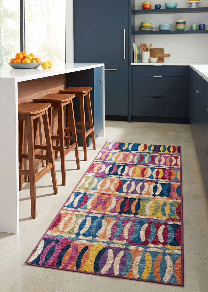 2' x 5' Easy-Clean Modern Indoor / Outdoor Runner Rug