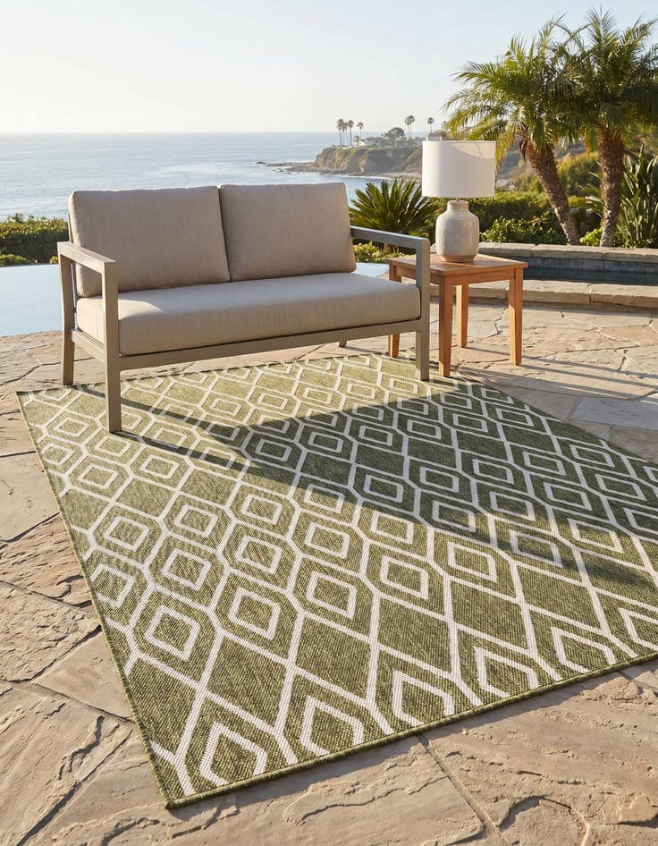 Detail image of 5' 3 x 8' Easy-Clean Jill Zarin Turks and Caicos Indoor / Outdoor Rug
