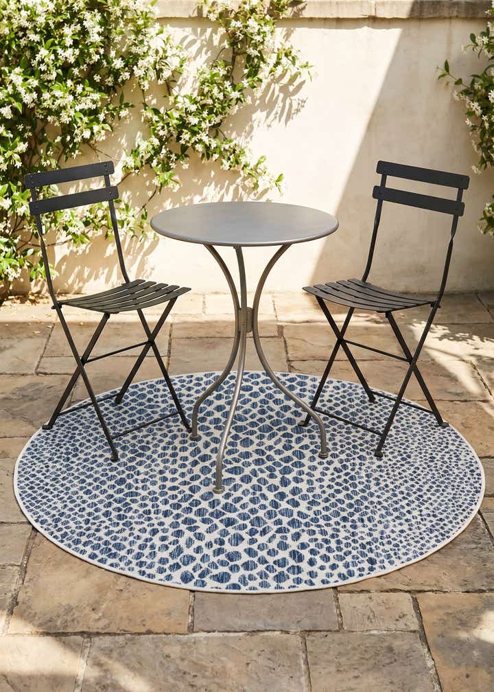 4' x 4' Easy-Clean Jill Zarin Cape Town Indoor / Outdoor Round Rug
