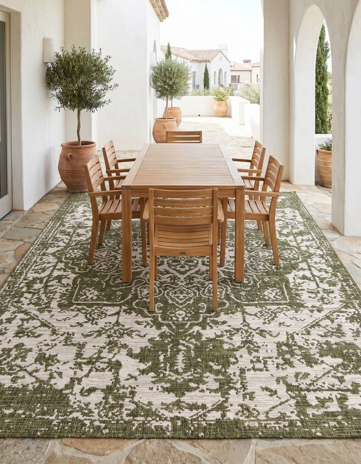 Detail image of 7' 10 x 10' Easy-Clean Jill Zarin Dubai Indoor / Outdoor Rug