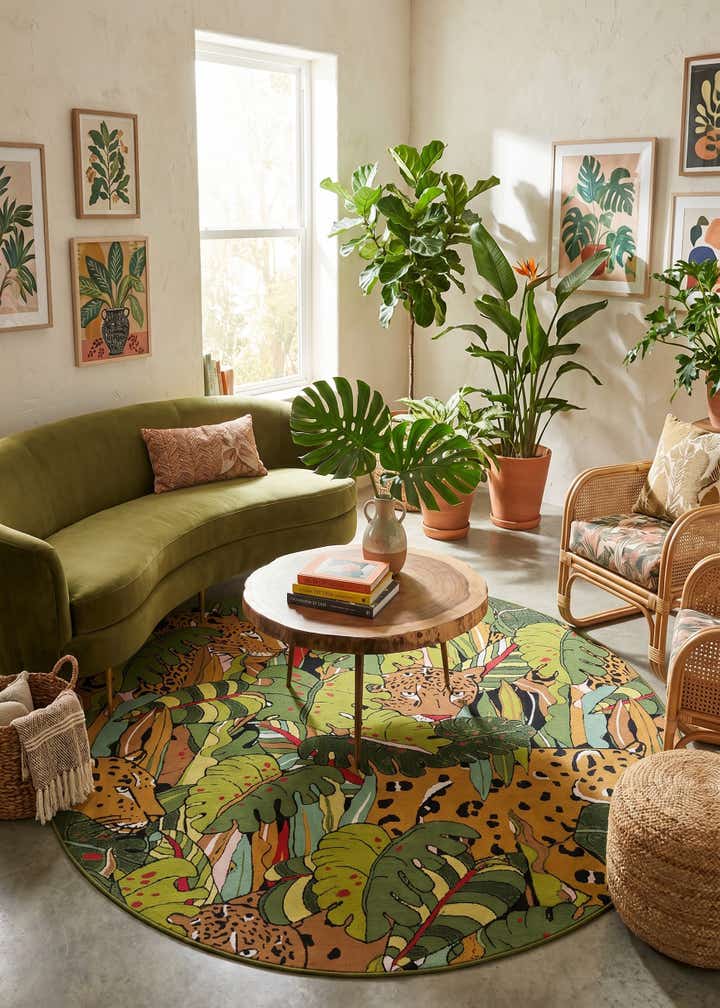 7' 10 x 7' 10 Easy-Clean Botanical Indoor / Outdoor Round Rug
