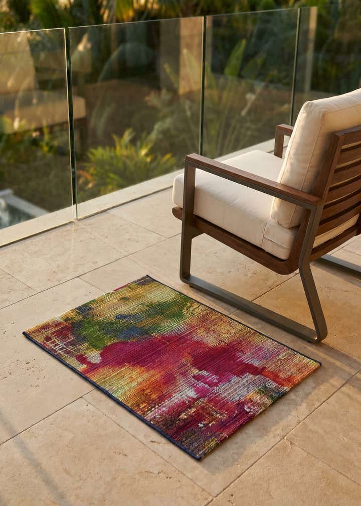 2' 2 x 3' Easy-Clean Modern Indoor / Outdoor Rug