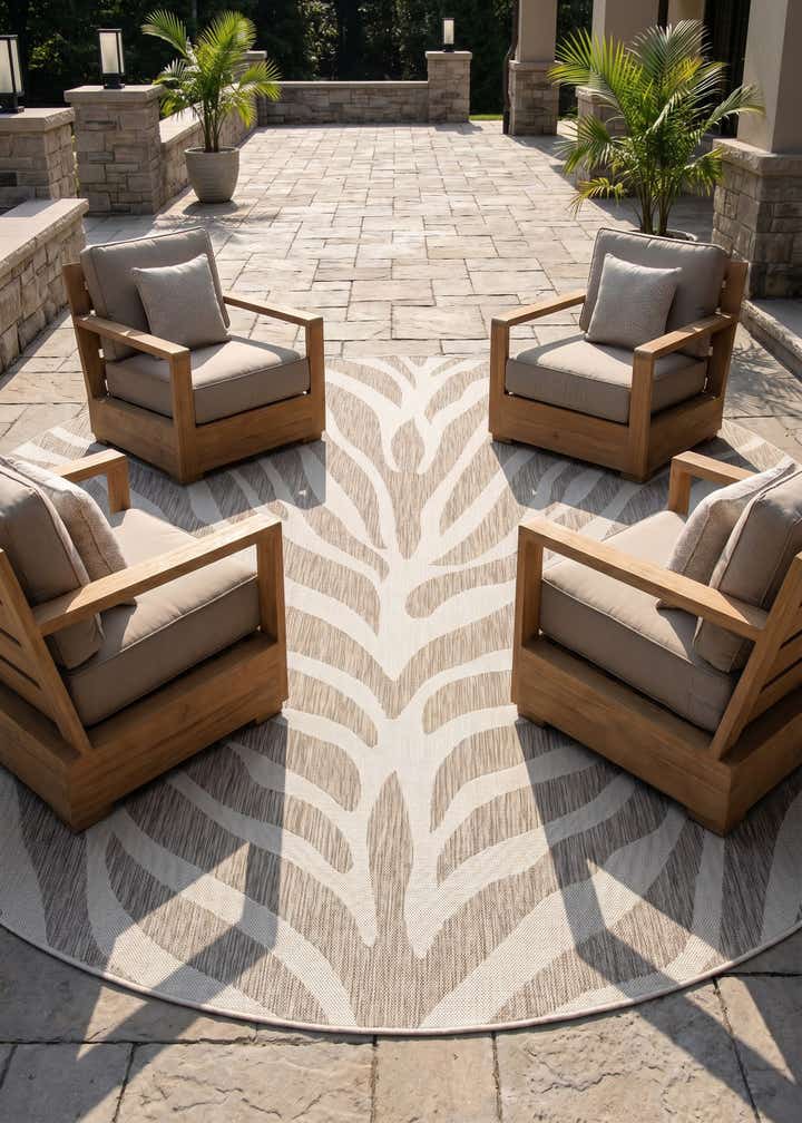 10' x 10' Easy-Clean Safari Indoor / Outdoor Round Rug