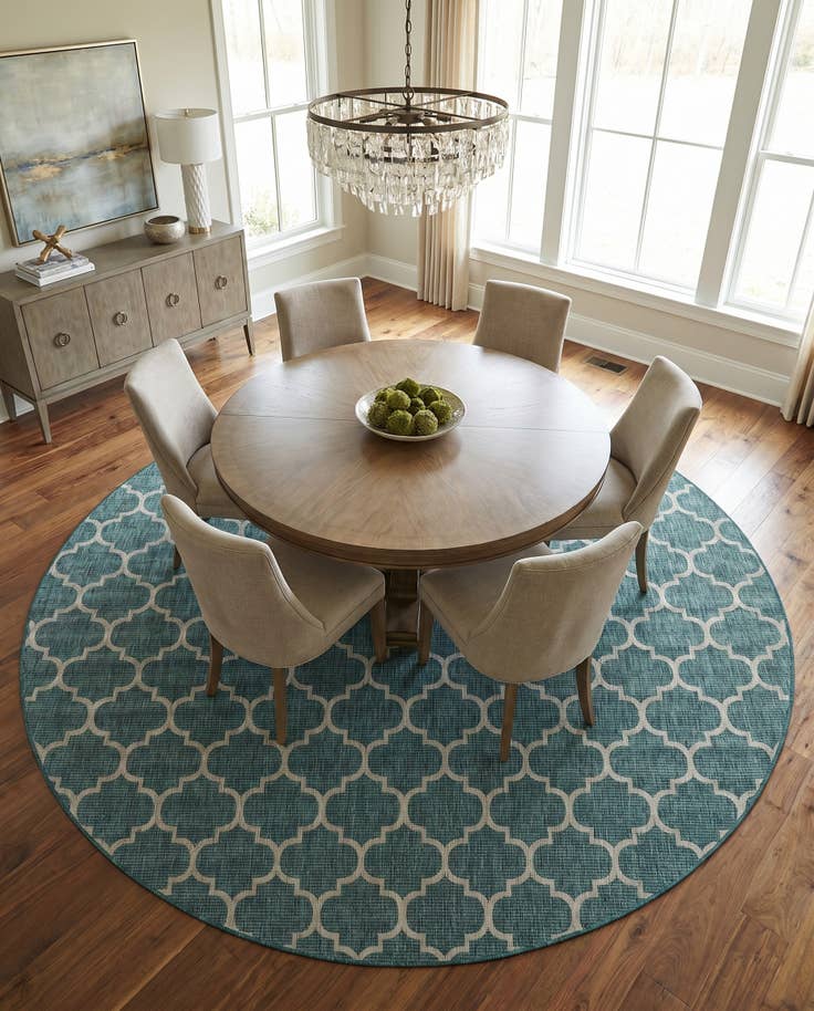 Detail image of 13' x 13' Easy-Clean Trellis Indoor / Outdoor Round Rug